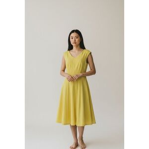Talbot Runhof V-Neck A-Line Dress in Yellow NWT Size 10
